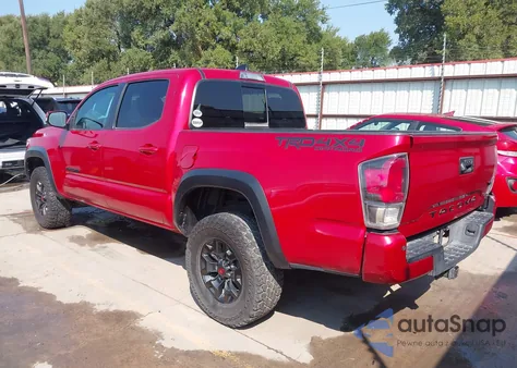 2021 Toyota Tacoma Trd Off-Road z USA, uszkodzony, nr VIN 5TFCZ5AN4MX263485